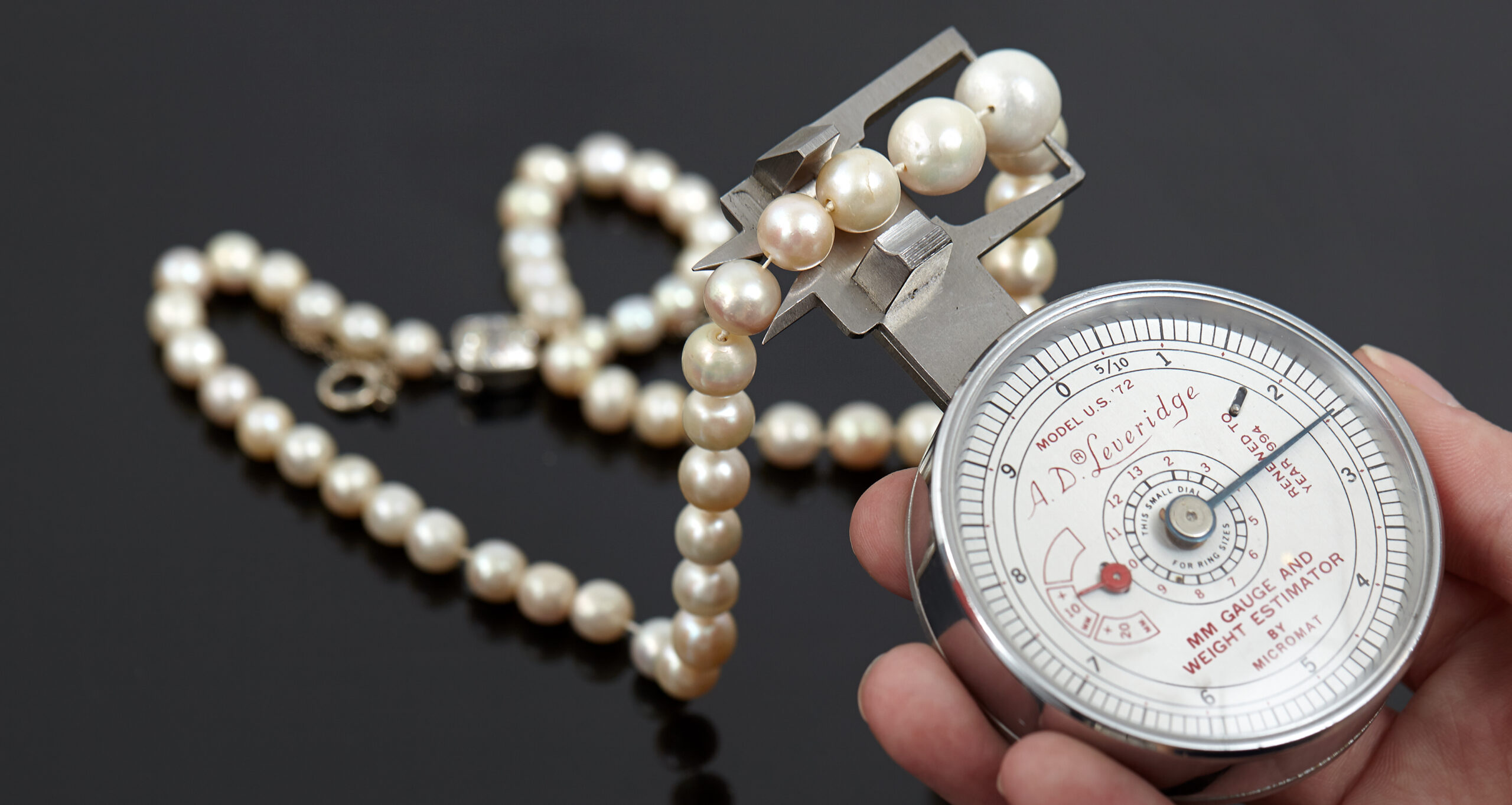 Expertise de perles fines © archives de l'expert