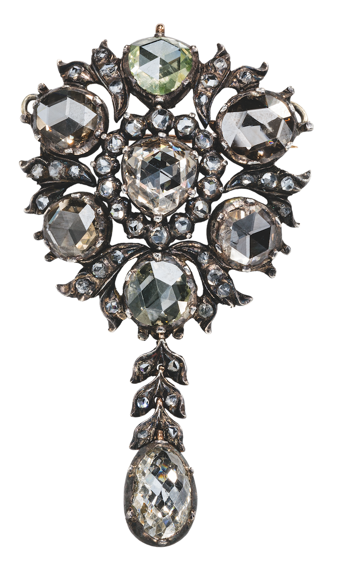 La Rose hollandaise, anonyme, début du XVIIIe siècle, Pays-Bas ?, argent et diamants, 5,72  3,18  1,28 cm, collection particulière © Les Enluminures