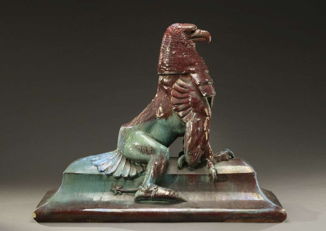 Le griffon d’Emmanuel Frémiet pour le château de Pierrefonds, édité par E. Muller et Cie (collection privée).
